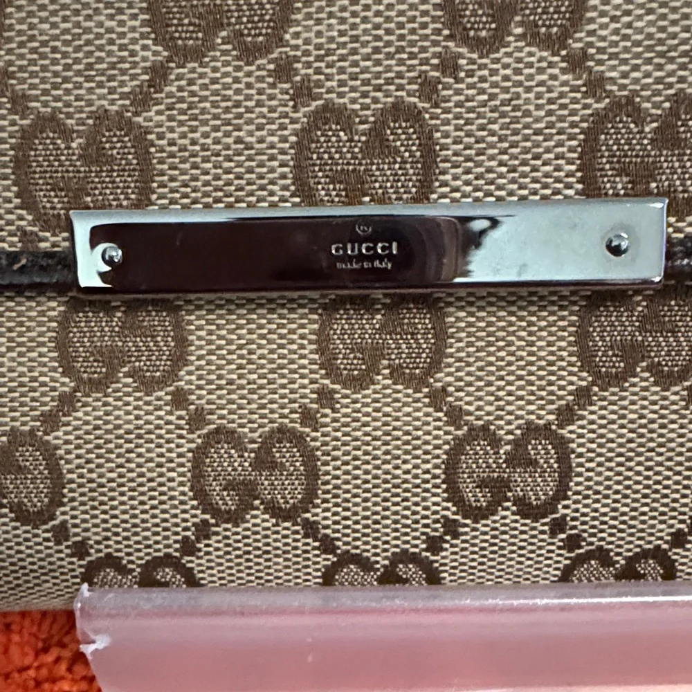 Gucci Tan and Dark Brown Monogram Wallet - Picture 2 of 10